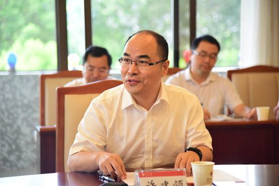 说明: C:\Users\lenovo\Desktop\20180726卢成燕任乐竞平台党委副书记纪委书记\DSW_3443.JPG