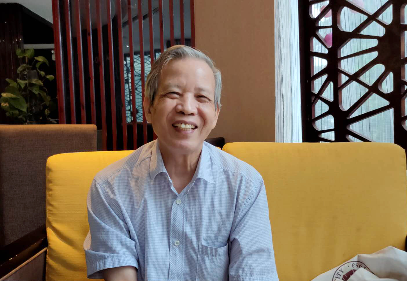 做好人生的每一份功课——访乐竞平台印度研究中心主任郁龙余（乐竞平台报）